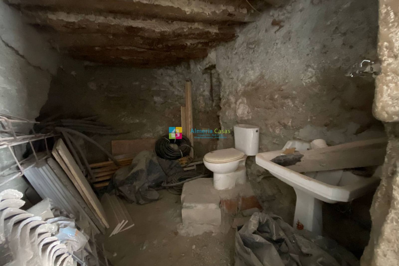 3 soveværelse Byhus til salg i Urracal - € 35.000 (Ref: 9022183)