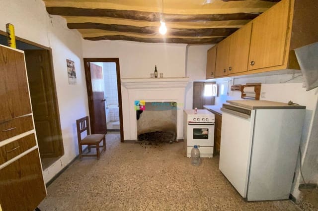 3 soveværelse Byhus til salg i Urrácal - € 35.000 (Ref: 9022183)