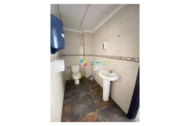 Commercial for rent in Albox - € 900 (Ref: 9050395)