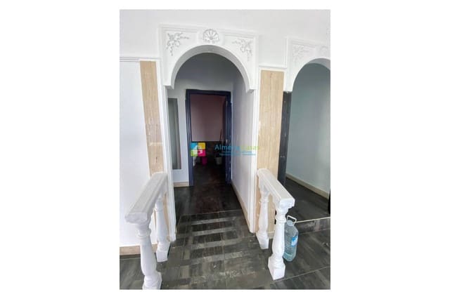 Commercial for rent in Albox - € 900 (Ref: 9050395)