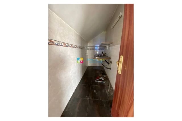 Commercial for rent in Albox - € 900 (Ref: 9050395)