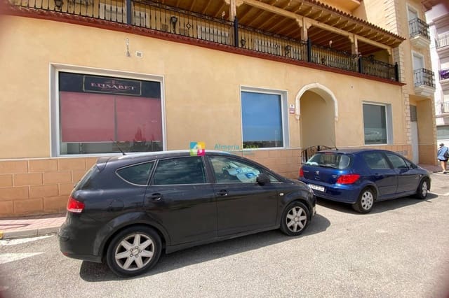 Commercial for rent in Albox - € 900 (Ref: 9050395)