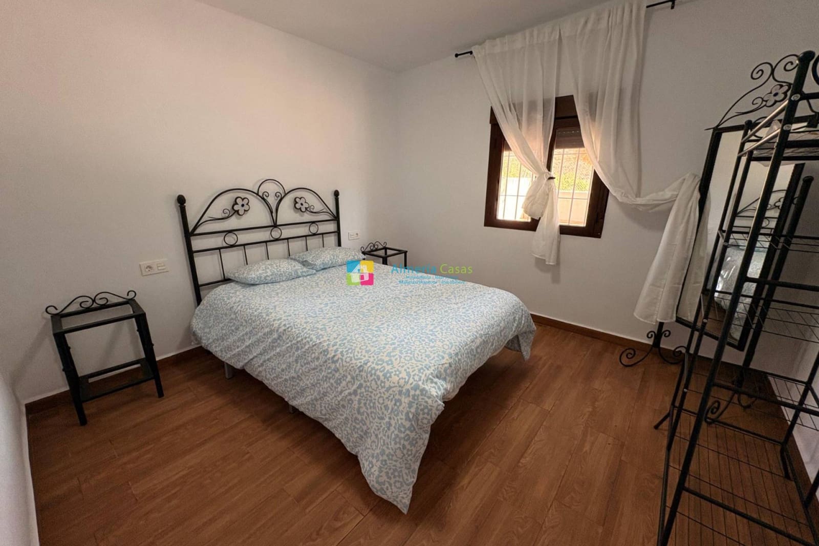 4 bedroom Finca/Country House for rent in Cantoria - € 900 (Ref: 9064049)