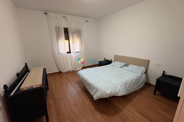 4 Zimmer Finca/Landgut zu vermieten in Cantoria - 900 € (Ref: 9064049)