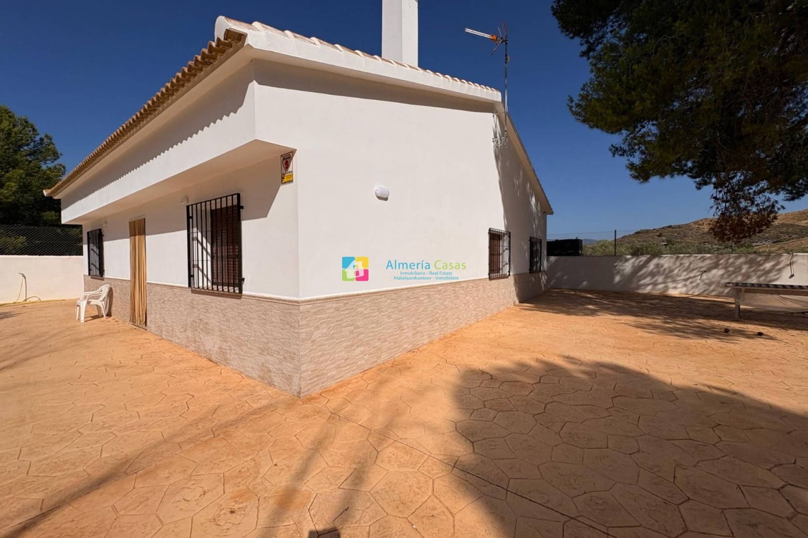 4 bedroom Finca/Country House for rent in Cantoria - € 900 (Ref: 9064049)