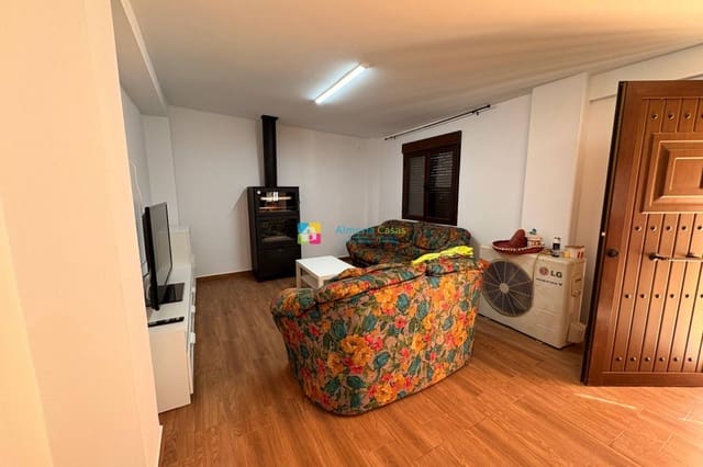 4 Zimmer Finca/Landgut zu vermieten in Cantoria - 900 € (Ref: 9064049)