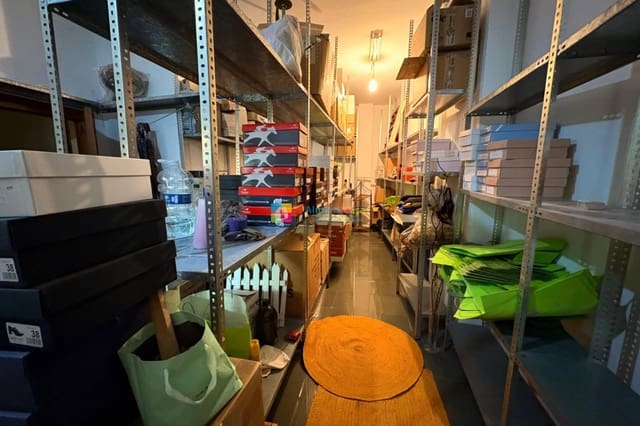 Commercieel te huur in Albox - € 500 (Ref: 9112752)