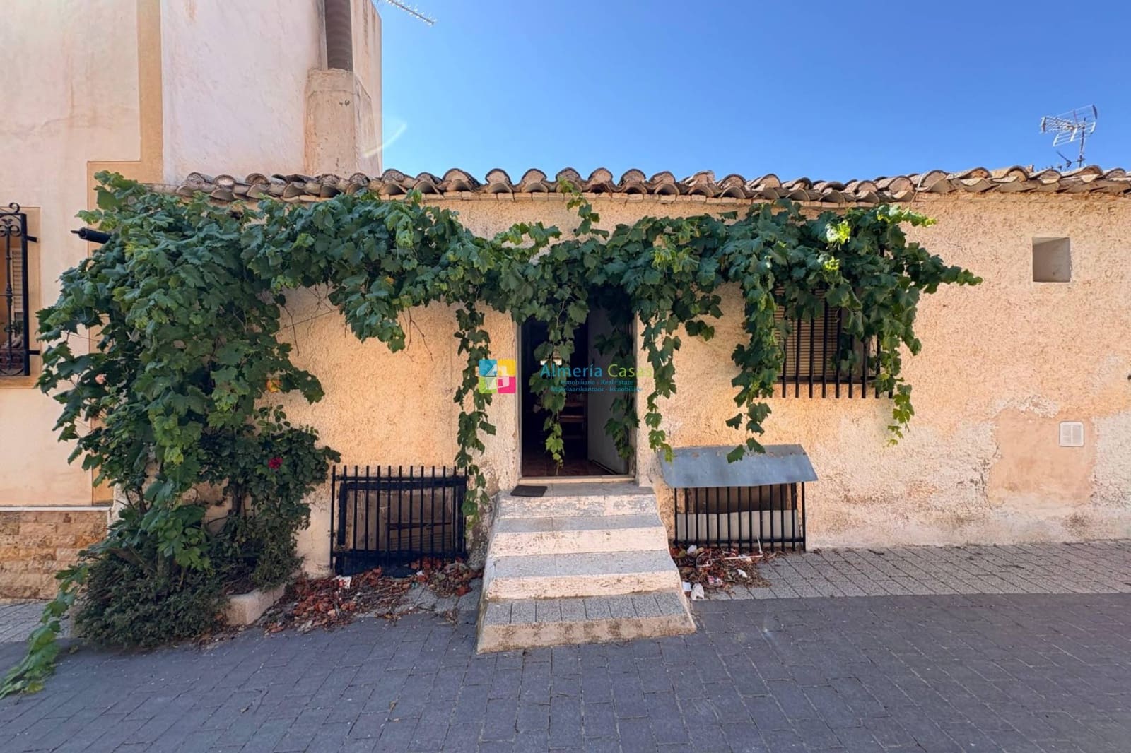 5 soverom Hus til salgs i Oria - € 70 000 (Ref: 9125918)