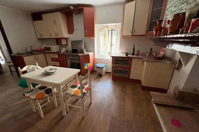 5 Zimmer Haus zu verkaufen in Oria - 70.000 € (Ref: 9125918)