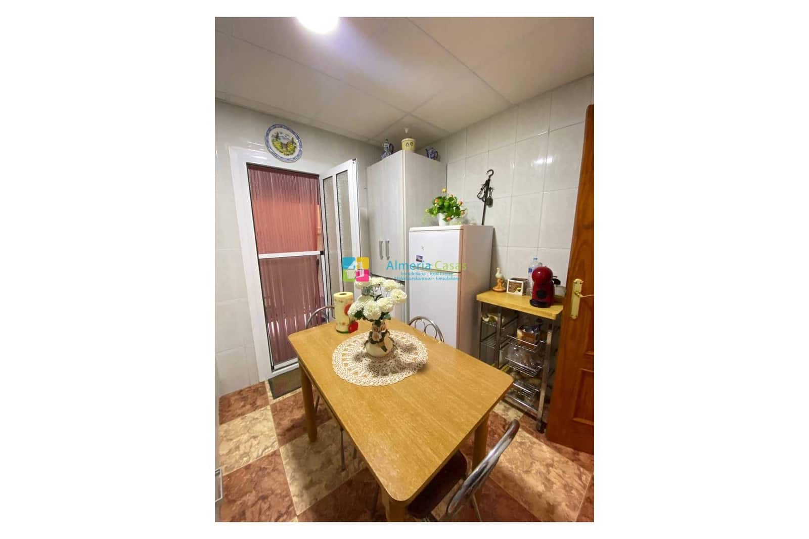 3 slaapkamer Appartement te koop in Albox - € 70.000 (Ref: 9126101)