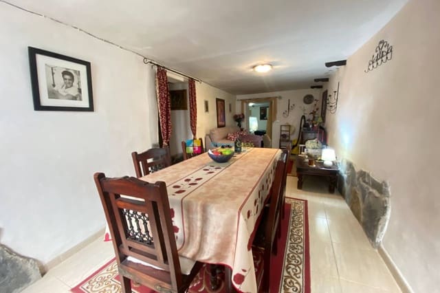 3 soveværelse Byhus til salg i Somontín - € 74.995 (Ref: 9132801)