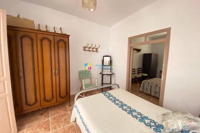 5 Zimmer Haus zu verkaufen in Oria - 80.000 € (Ref: 9170049)