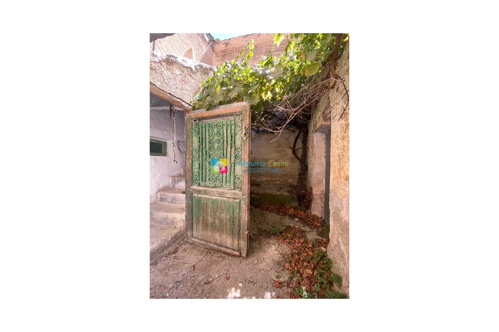 5 soveværelse Byhus til salg i Oria - € 80.000 (Ref: 9170049)