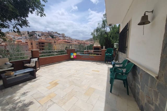 3 soveværelse Finca/Landehus til salg i Macael med swimmingpool garage - € 225.000 (Ref: 9192681)