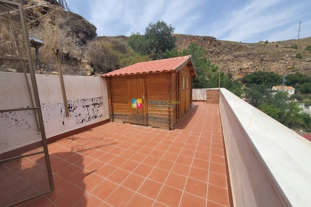 3 soveværelse Finca/Landehus til salg i Macael med swimmingpool garage - € 225.000 (Ref: 9192681)