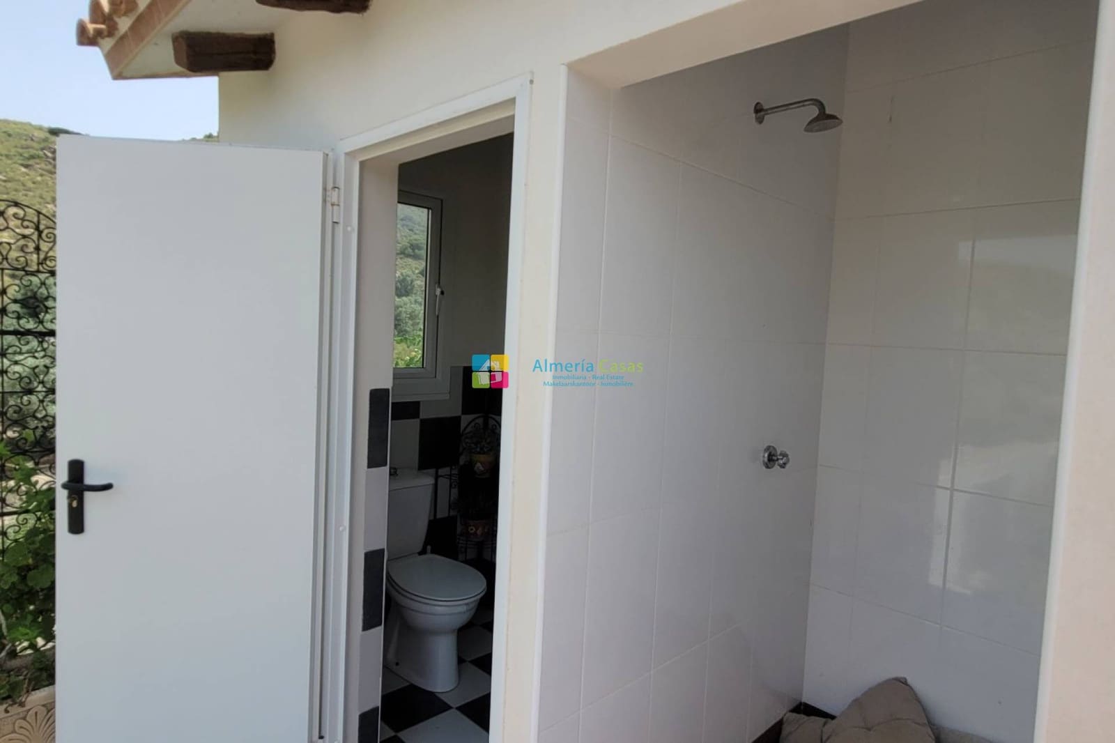 4 slaapkamer Villa te koop in Los Llanos (Zurgena) met garage - € 239.950 (Ref: 9192682)