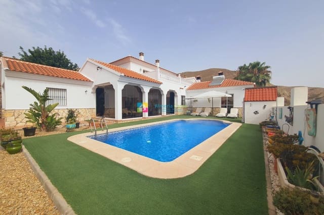 4 slaapkamer Villa te koop in Arboleas met zwembad garage - € 349.950 (Ref: 9192683)