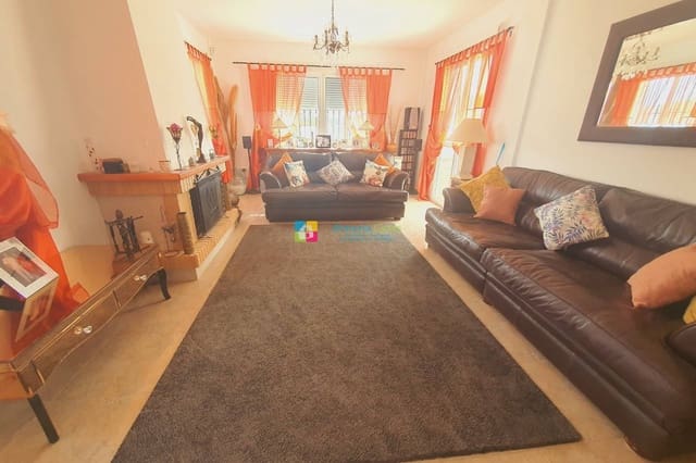 4 slaapkamer Villa te koop in Arboleas met zwembad garage - € 349.950 (Ref: 9192683)