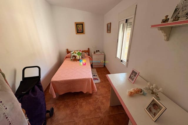 4 soveværelse Finca/Landehus til salg i Oria - € 79.000 (Ref: 9199790)