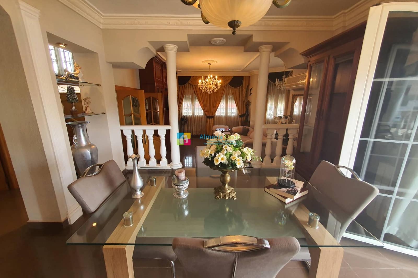 4 soveværelse Villa til salg i Huercal-Overa med swimmingpool - € 339.000 (Ref: 9205489)