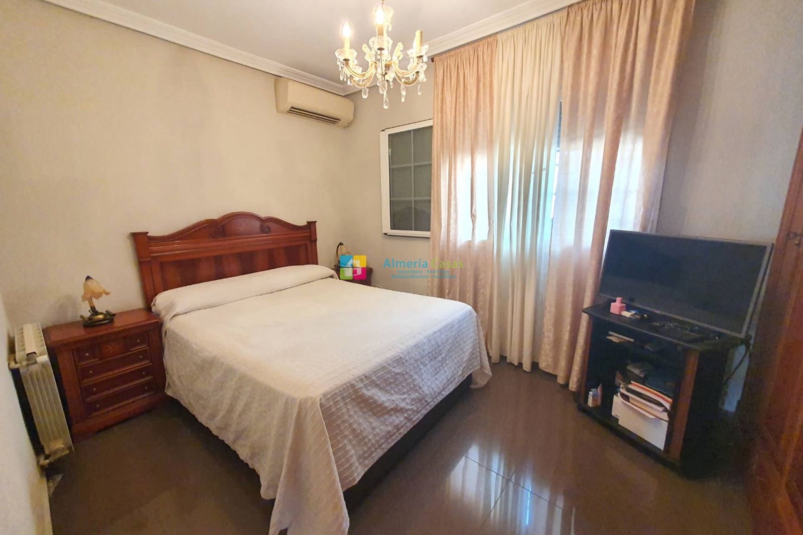 4 soveværelse Villa til salg i Huercal-Overa med swimmingpool - € 339.000 (Ref: 9205489)