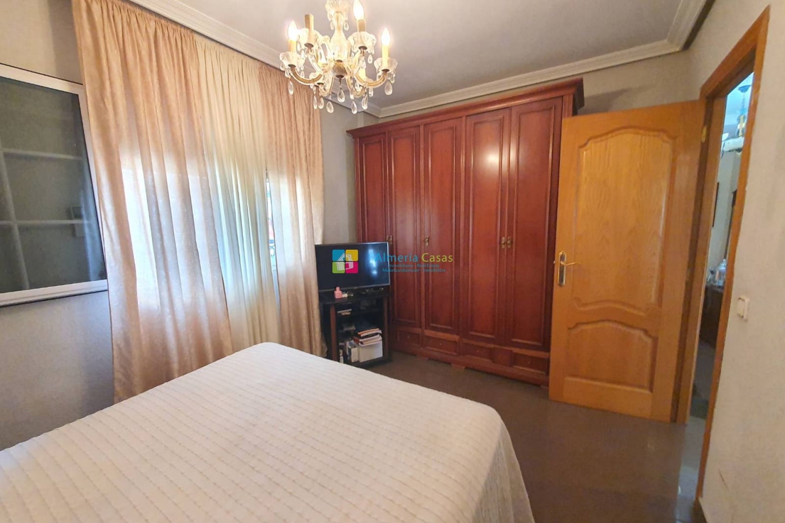 4 soveværelse Villa til salg i Huercal-Overa med swimmingpool - € 339.000 (Ref: 9205489)