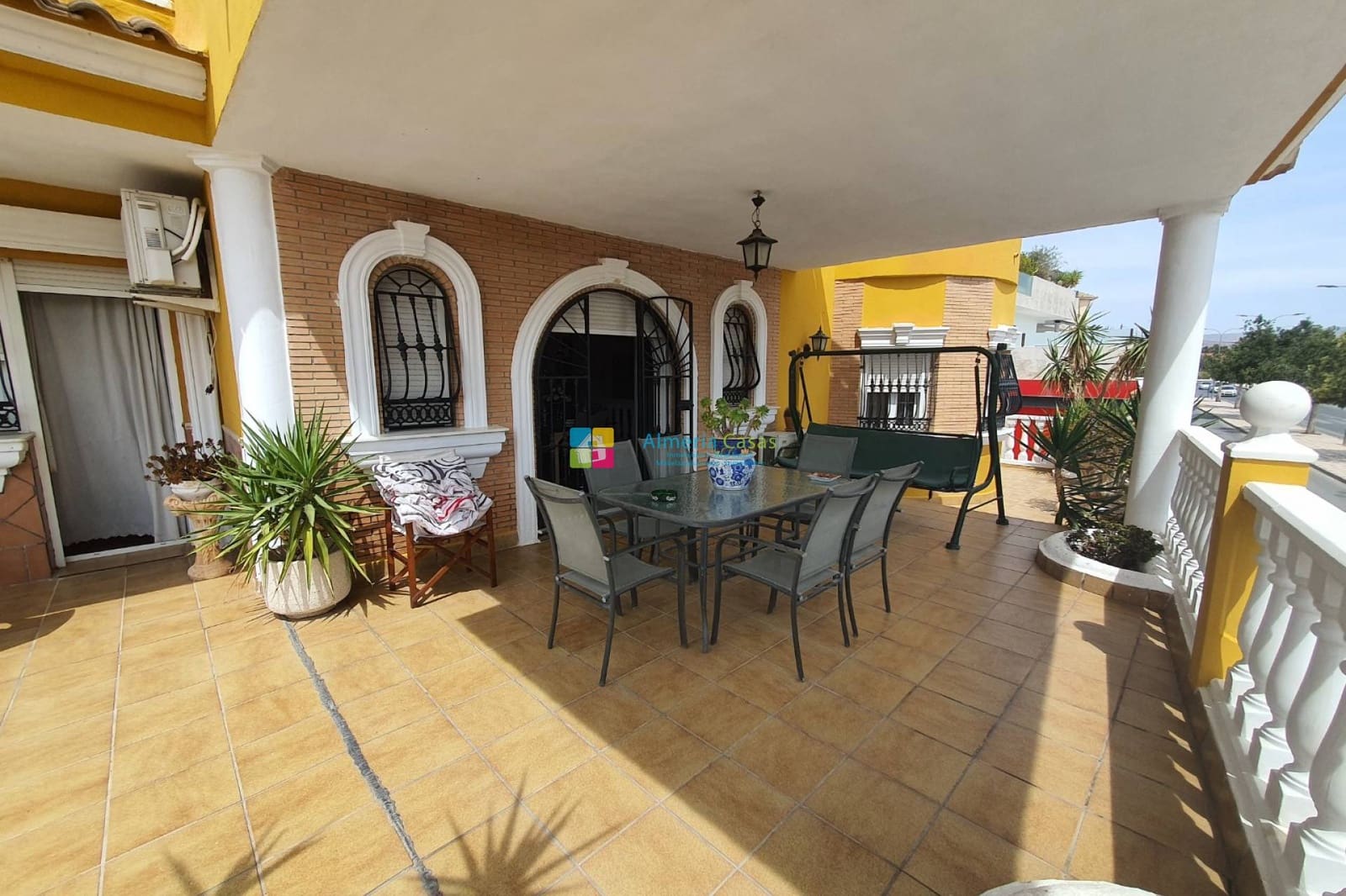 4 soveværelse Villa til salg i Huercal-Overa med swimmingpool - € 339.000 (Ref: 9205489)