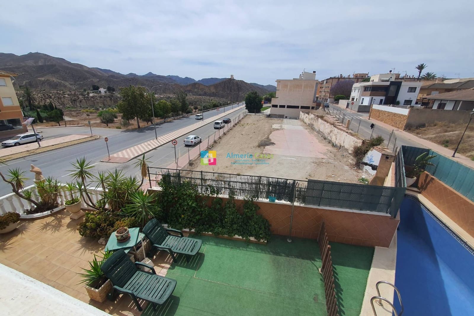 4 soveværelse Villa til salg i Huercal-Overa med swimmingpool - € 339.000 (Ref: 9205489)