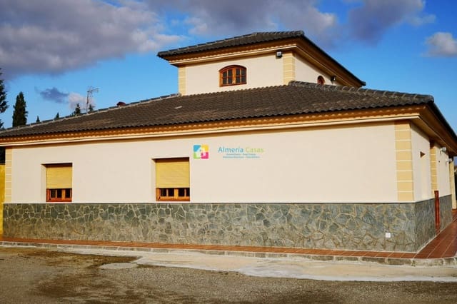 6 soveværelse Villa til salg i Locaiba, Albox - € 250.000 (Ref: 9205491)