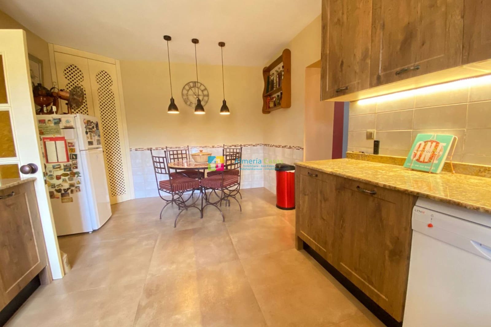 3 soveværelse Finca/Landehus til salg i Cuevas del Almanzora - € 199.950 (Ref: 9221367)