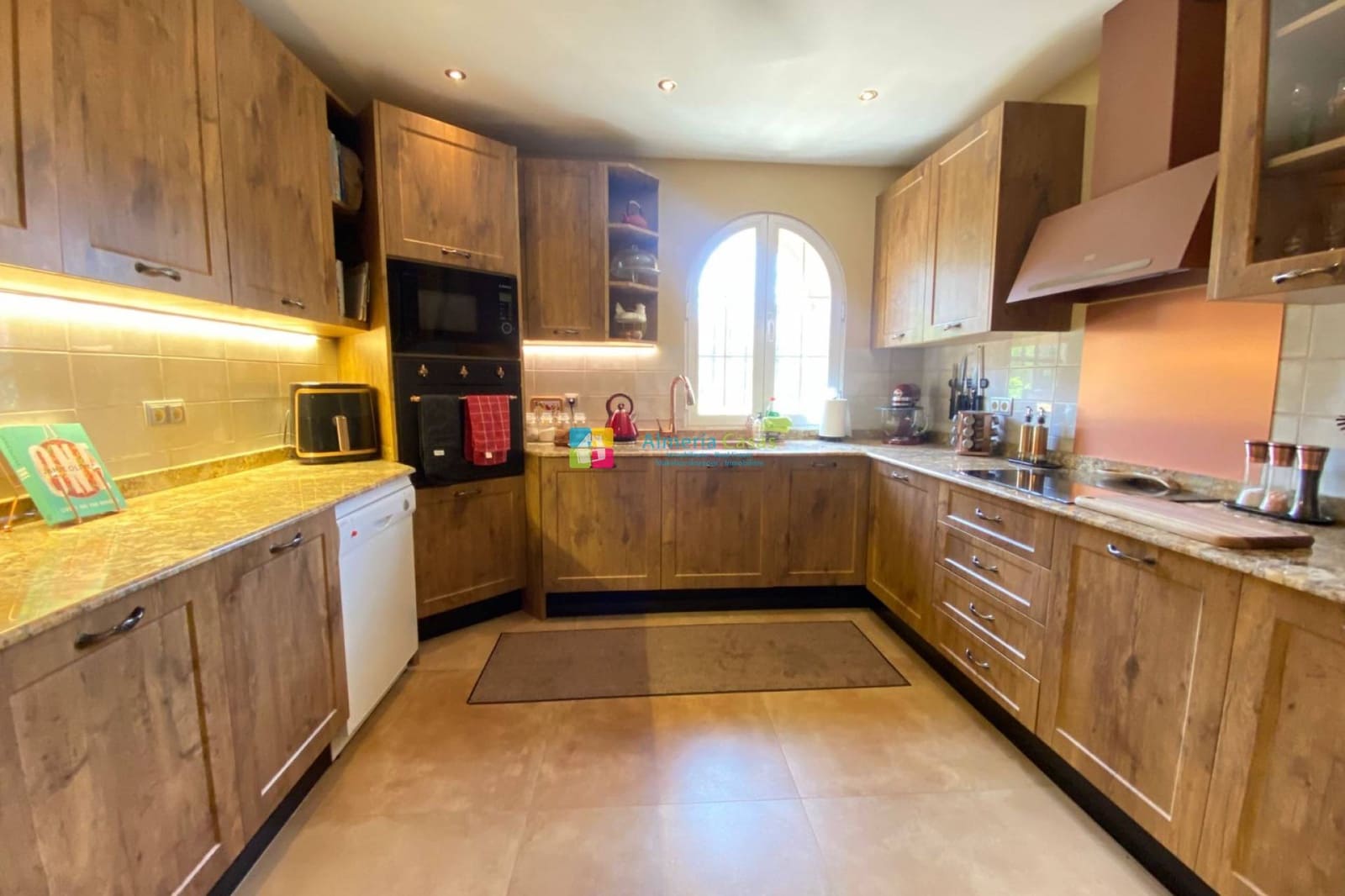 3 soveværelse Finca/Landehus til salg i Cuevas del Almanzora - € 199.950 (Ref: 9221367)