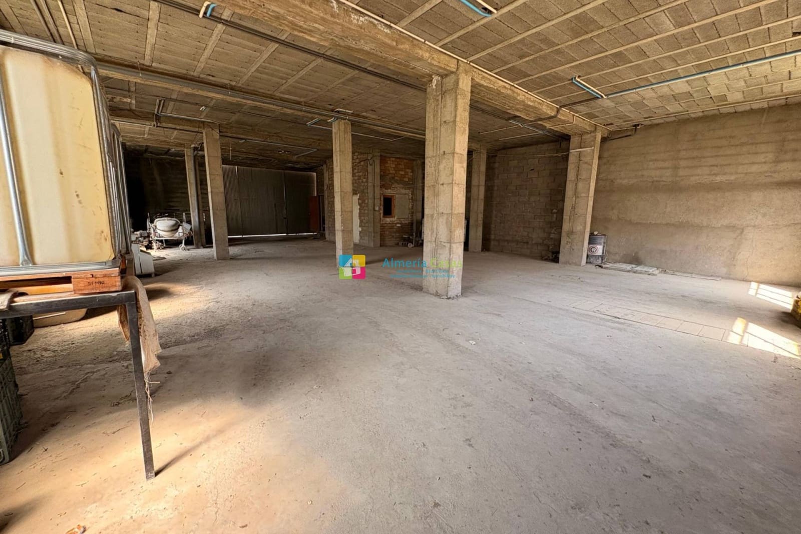 8 soverom Hus til salgs i Sierro med garasje - € 230 000 (Ref: 9221368)