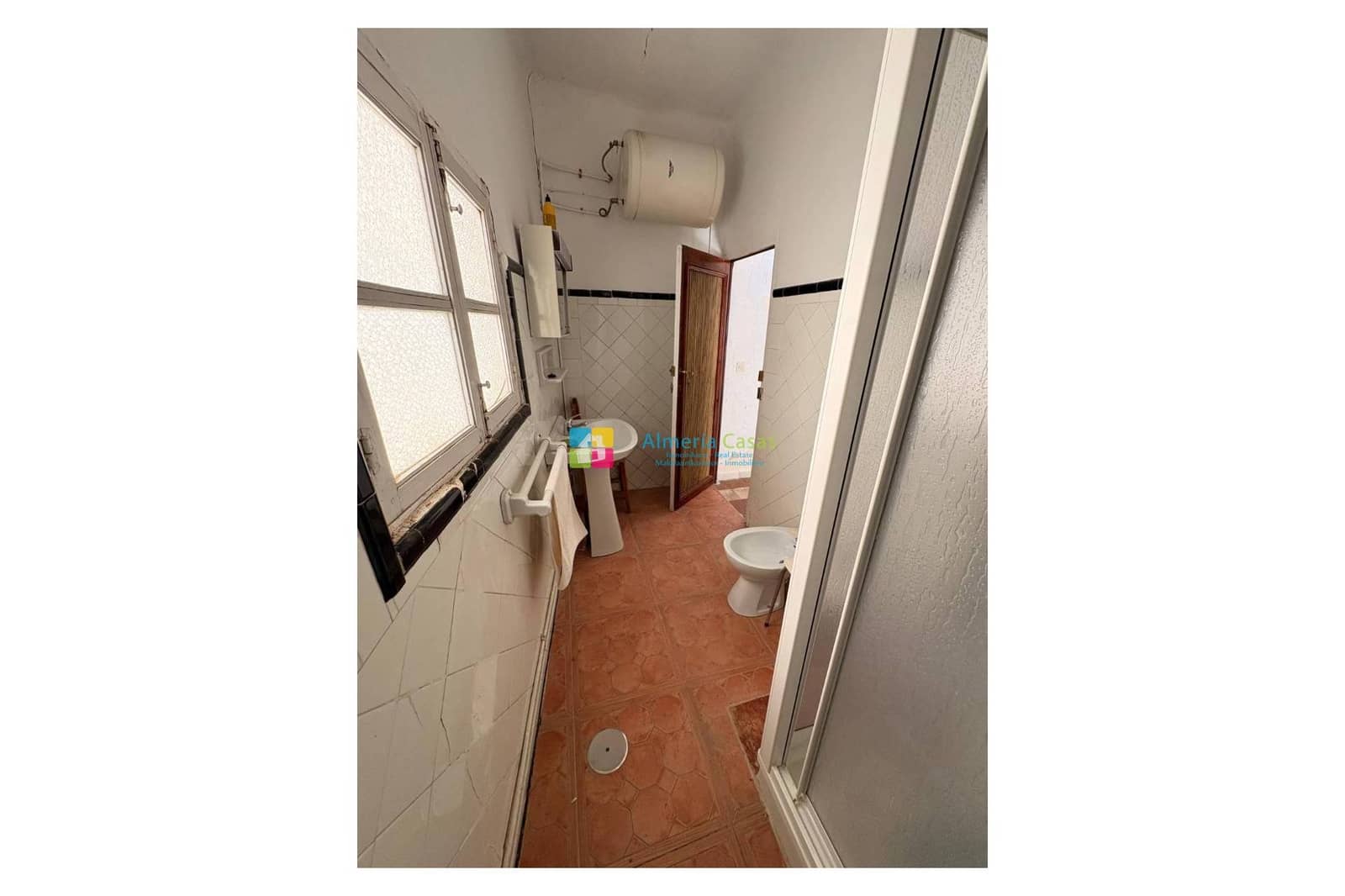 10 soveværelse Byhus til salg i Seron - € 98.500 (Ref: 9248918)