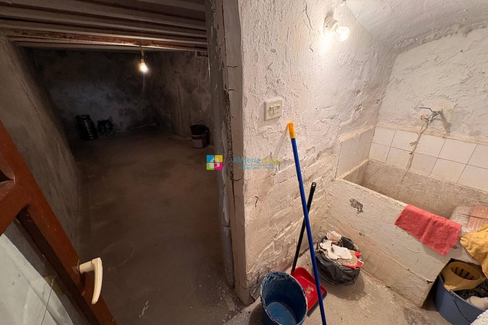 10 soveværelse Byhus til salg i Seron - € 98.500 (Ref: 9248918)