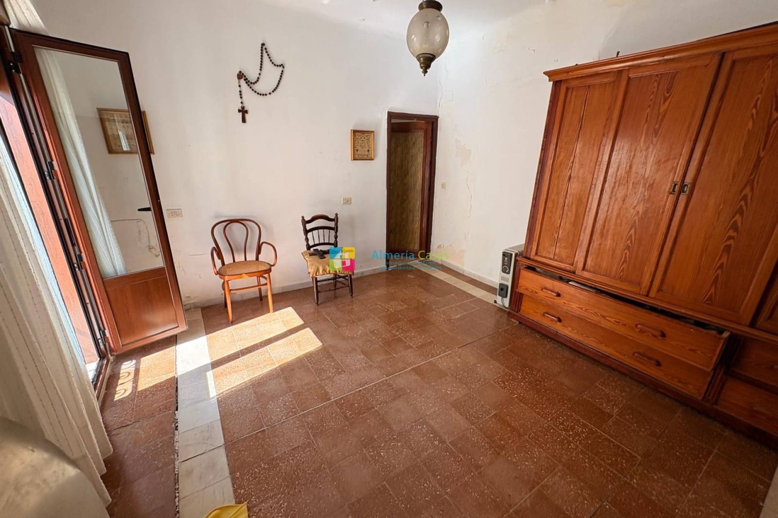 10 soveværelse Byhus til salg i Seron - € 98.500 (Ref: 9248918)