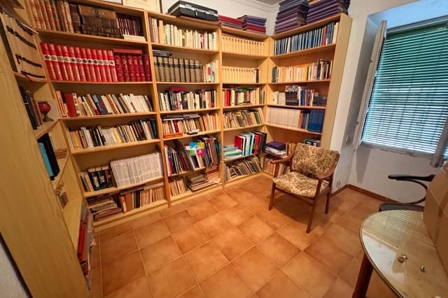 10 soveværelse Byhus til salg i Serón - € 98.500 (Ref: 9248918)