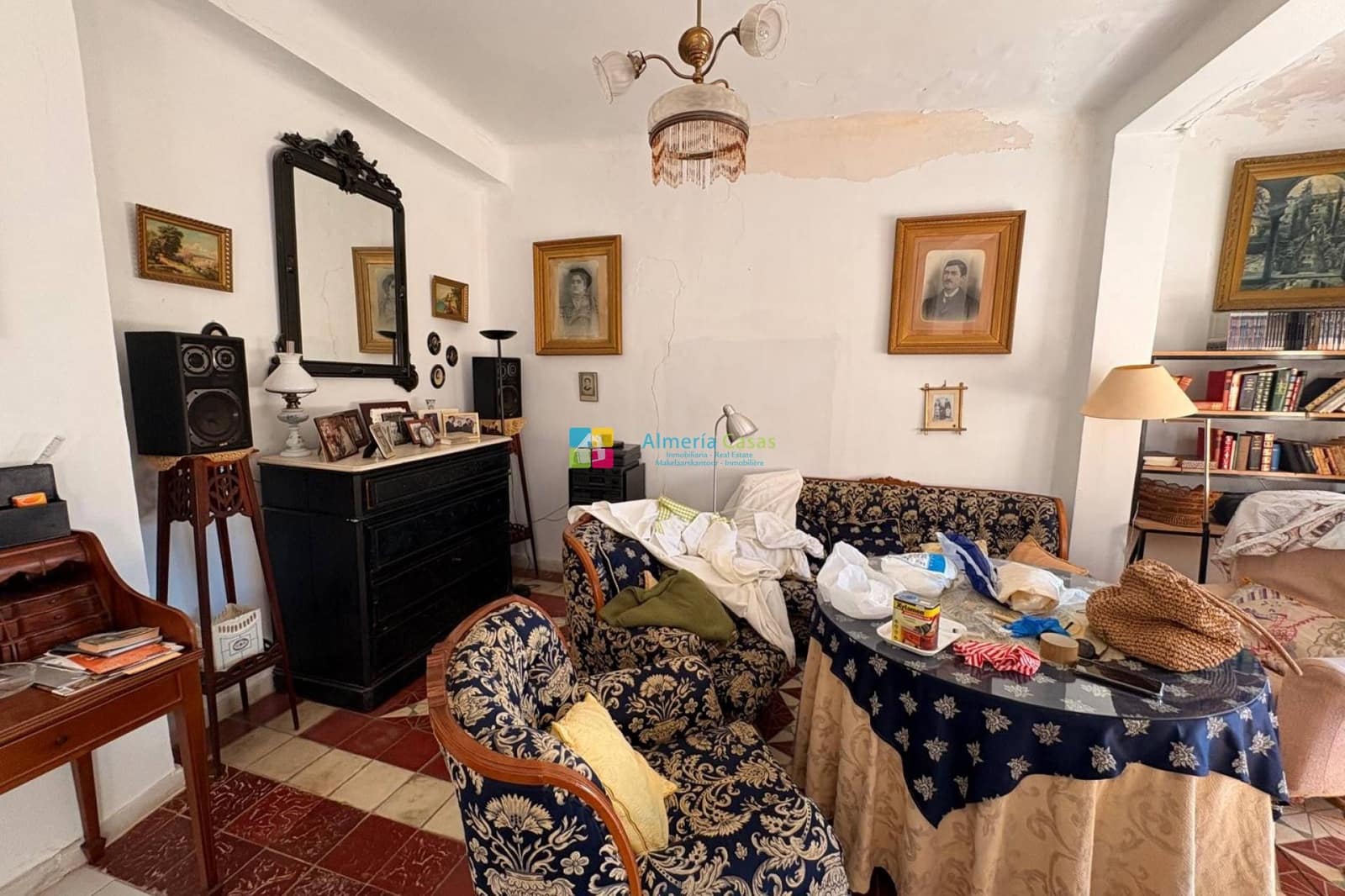 10 soveværelse Byhus til salg i Seron - € 98.500 (Ref: 9248918)