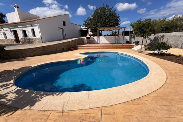 5 makuuhuone Maalaistalo vuokrattavana paikassa Albox mukana uima-altaan 
autotalli - 1 000 € (Ref: 9270547)