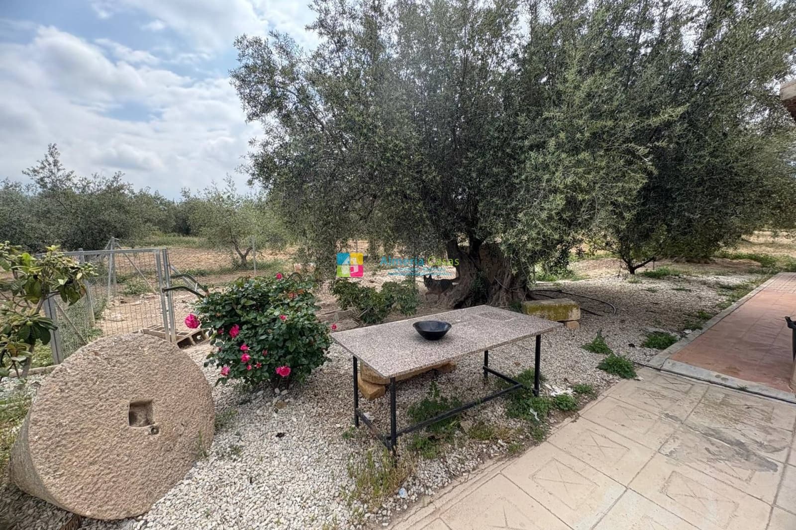 2 sovrum Finca/Hus på landet till salu i Velez-Rubio med garage - 219 000 € (Ref: 9272844)