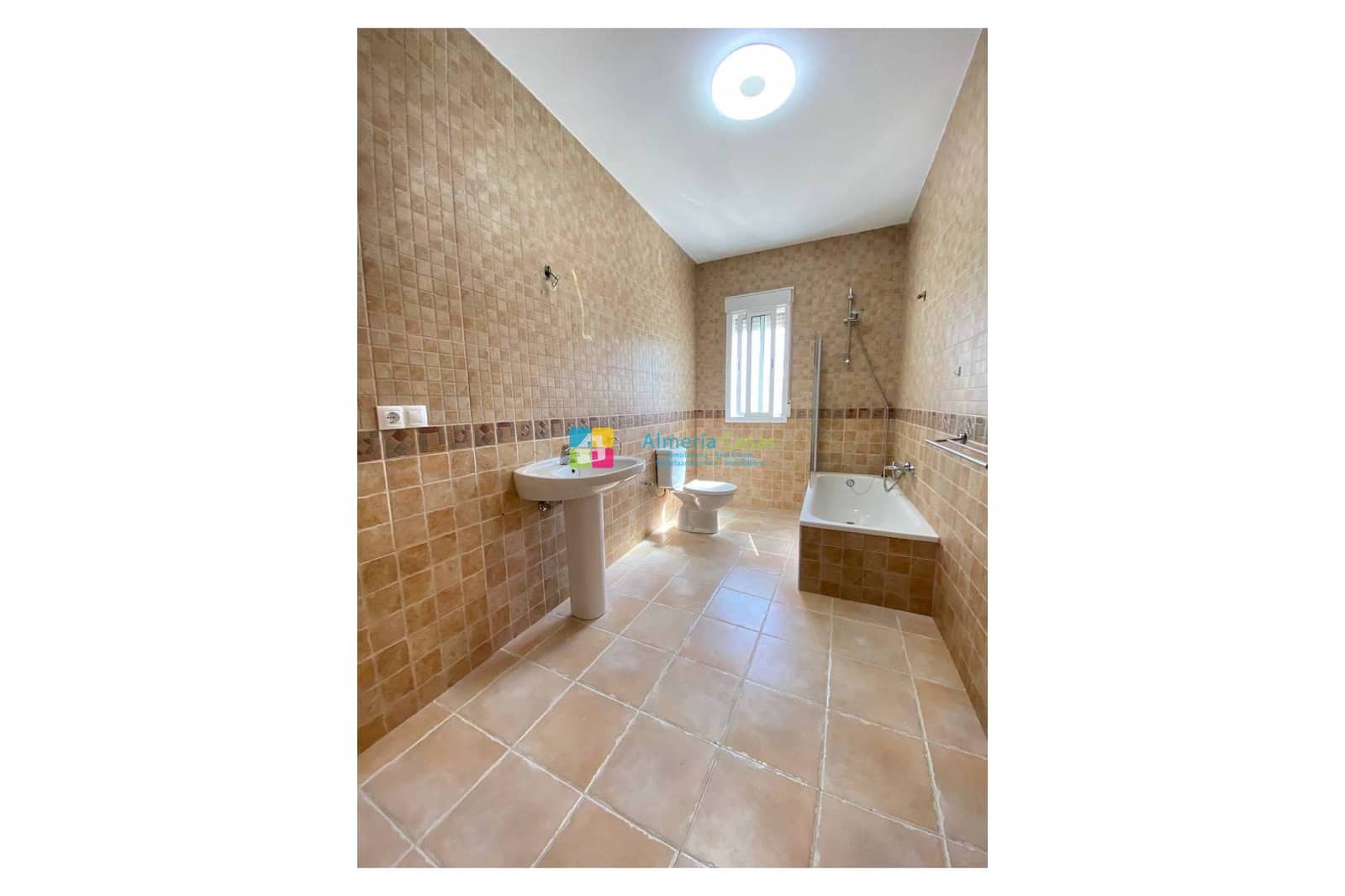 3 sypialnia Willa na sprzedaż w Lijar z basenem - 185 000 € (Ref: 9273073)