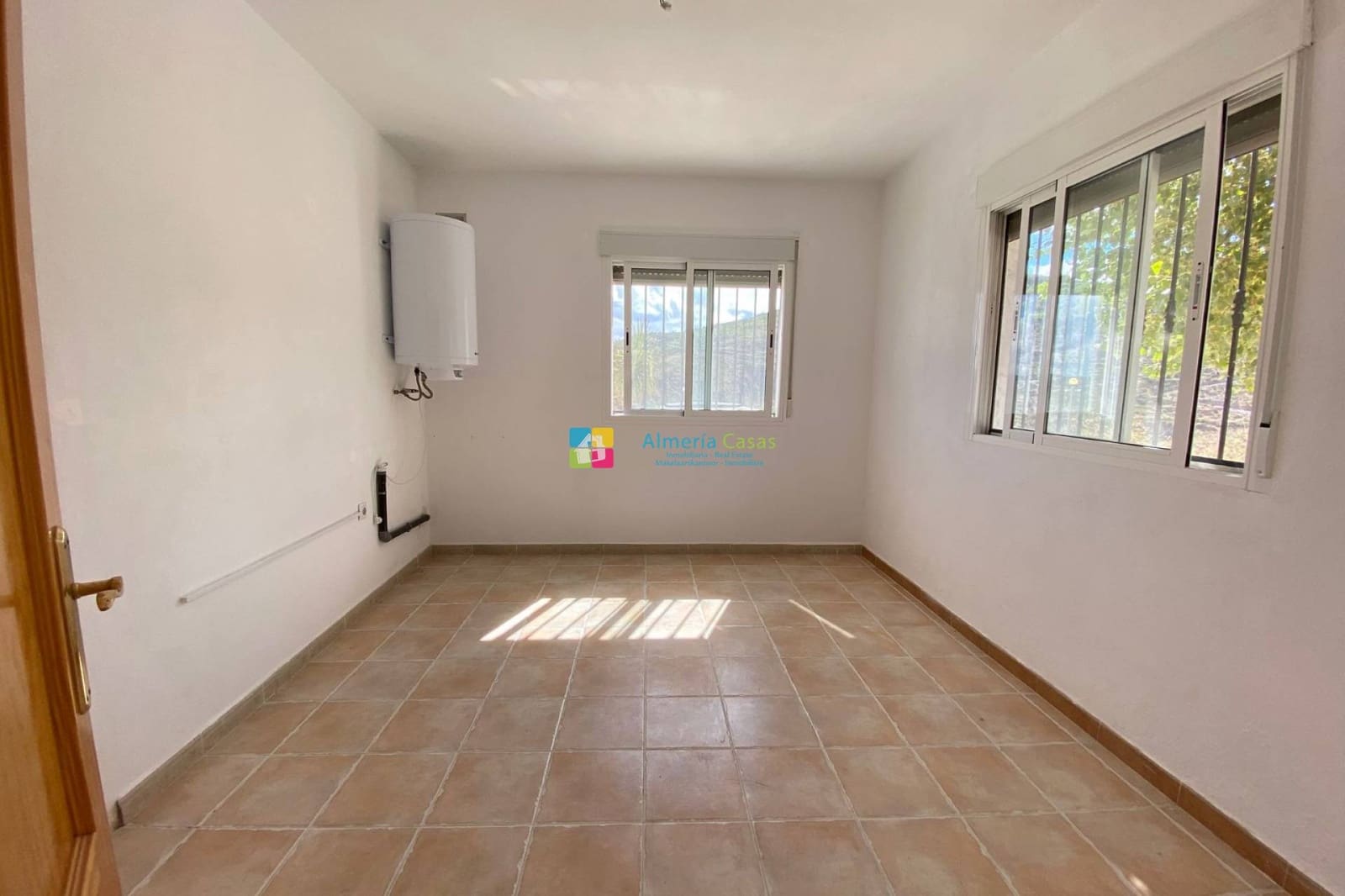 3 sypialnia Willa na sprzedaż w Lijar z basenem - 185 000 € (Ref: 9273073)