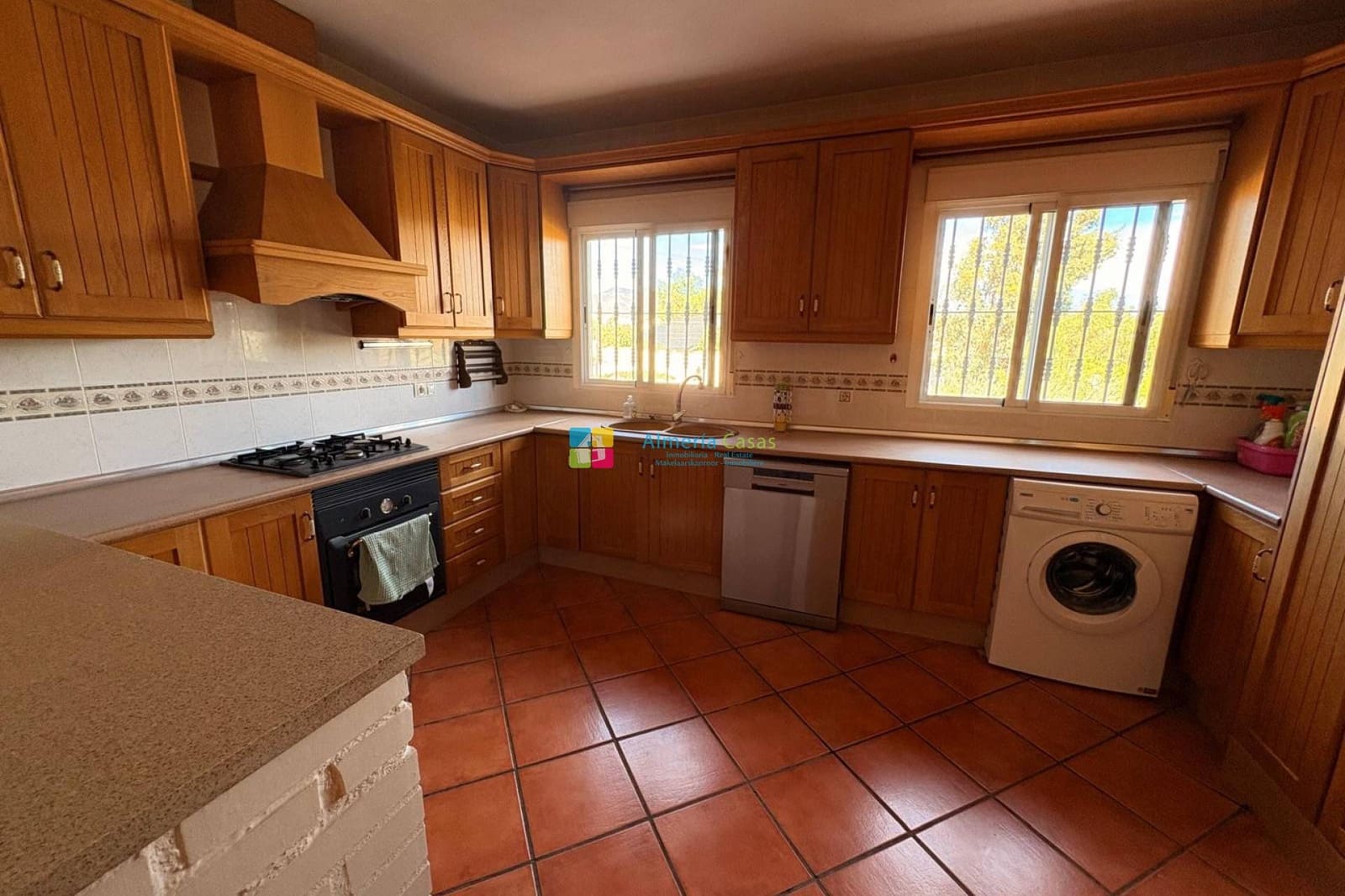 3 slaapkamer Villa te koop in Cantoria met zwembad garage - € 239.950 (Ref: 9337034)