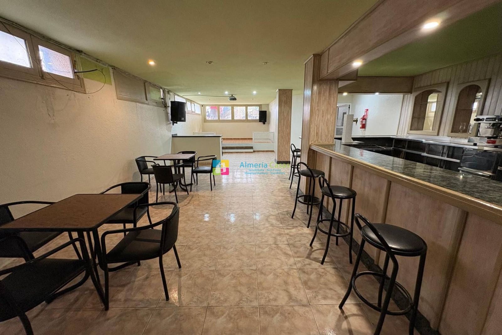 Erhverv til salg i Cantoria - € 120.000 (Ref: 9352116)