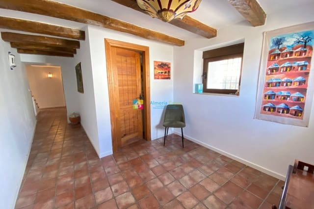 7 soveværelse Finca/Landehus til salg i Vélez-Blanco - € 475.000 (Ref: 9369359)