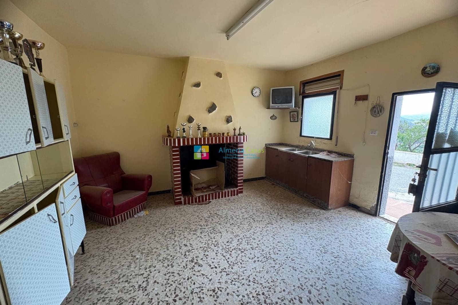 3 sypialnia Finka/Dom wiejski na sprzedaż w Velez-Rubio z garażem - 129 000 € (Ref: 9369362)