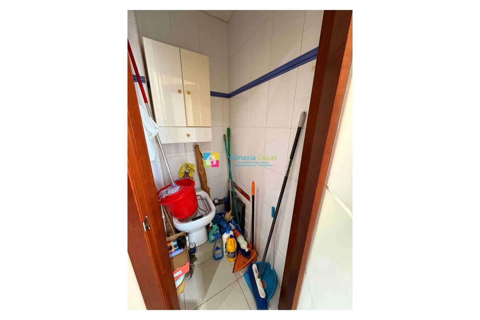 Erhverv til leje i Albox - € 950 (Ref: 9378377)