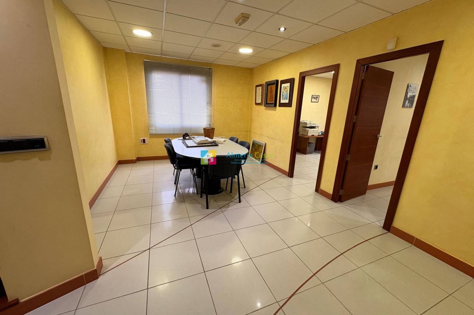 Erhverv til leje i Albox - € 950 (Ref: 9378377)