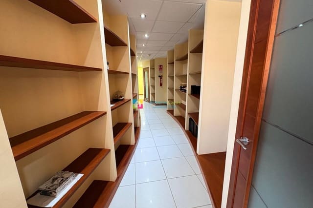 Commercial for rent in Albox - € 950 (Ref: 9378377)