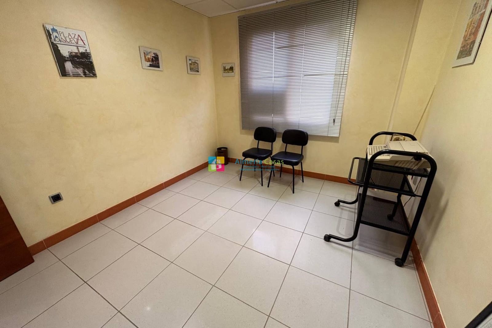 Erhverv til leje i Albox - € 950 (Ref: 9378377)