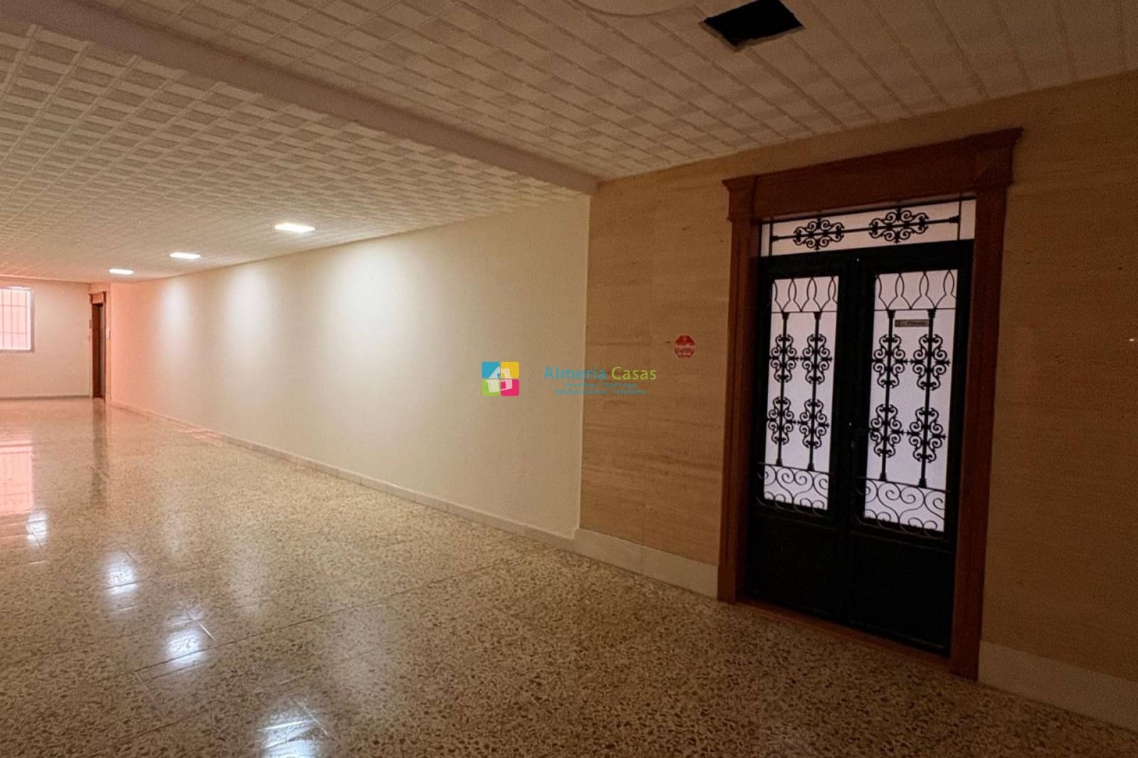 Erhverv til leje i Albox - € 950 (Ref: 9378377)